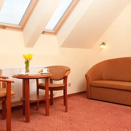 Bursztyn Alojamento de Acomodação e Pequeno-almoço