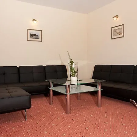 Alojamento de Acomodação e Pequeno-almoço Bursztyn Niechorze